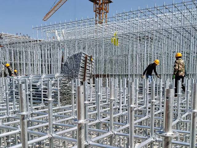 建筑用脚手架施工现场